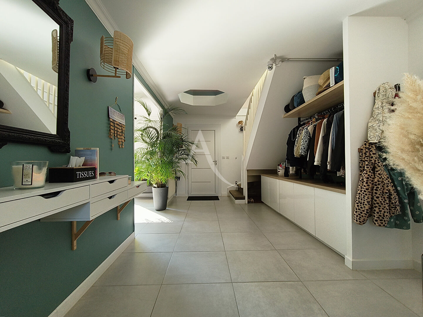 Photo MAISON 5 CHAMBRES + UN BUREAU GARAGE ET JARDIN image 5/6