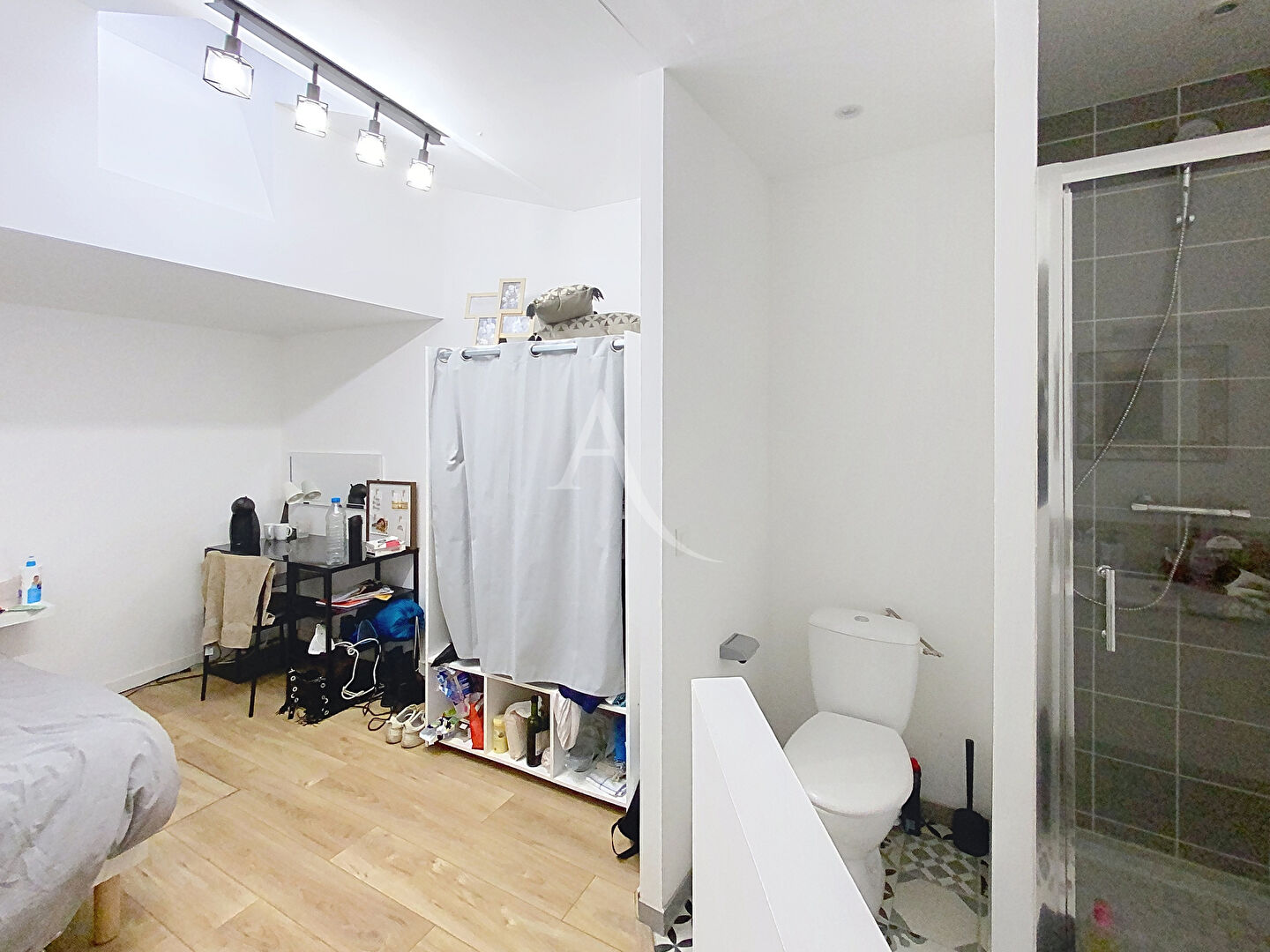 Photo Immeuble en colocation Angers hyper centre secteur Cathédrale 207m2 image 5/6