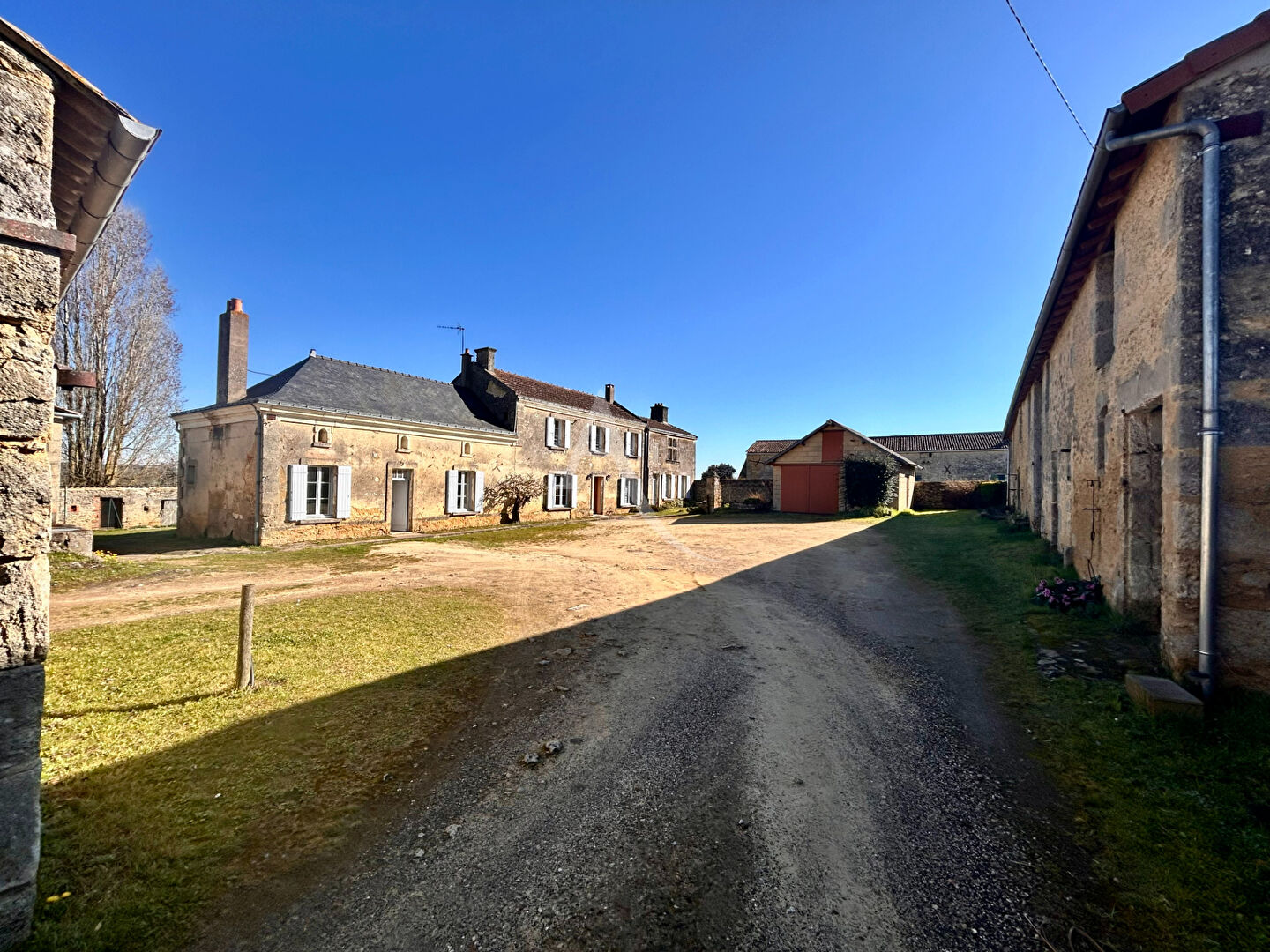 Agence immobilière de L'ADRESSE 49 - L'ADRESSE DE THOUARCE