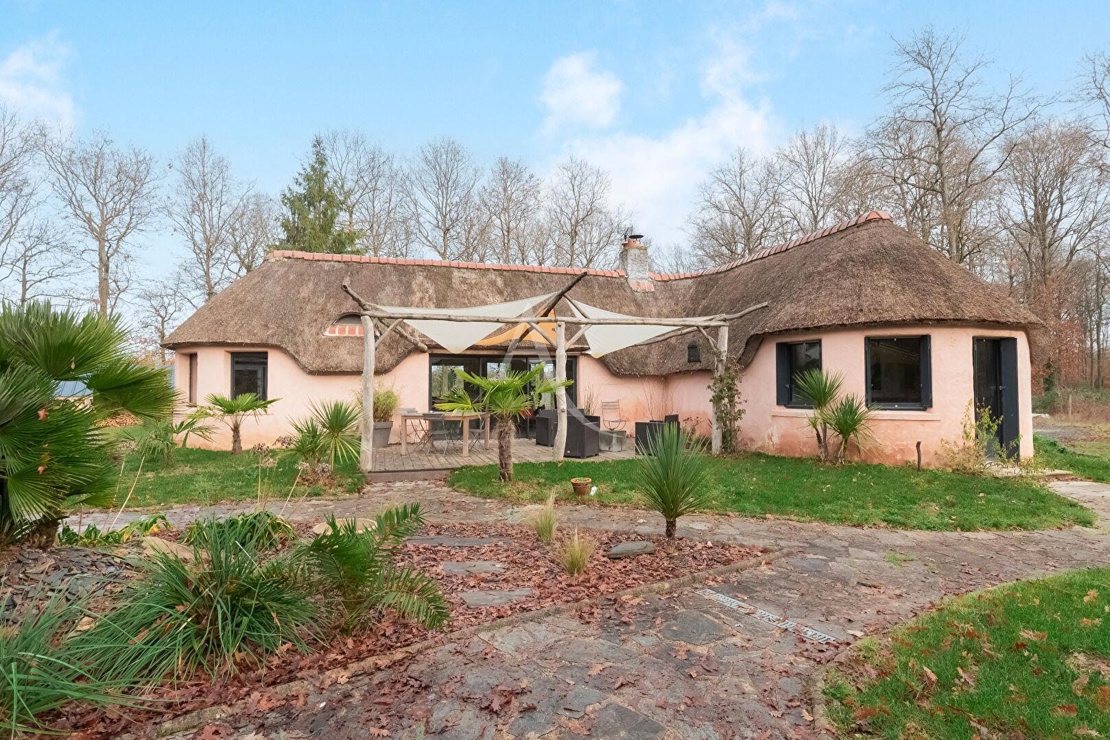 Agence immobilière de L'ADRESSE 49 - L'ADRESSE DE DOUE