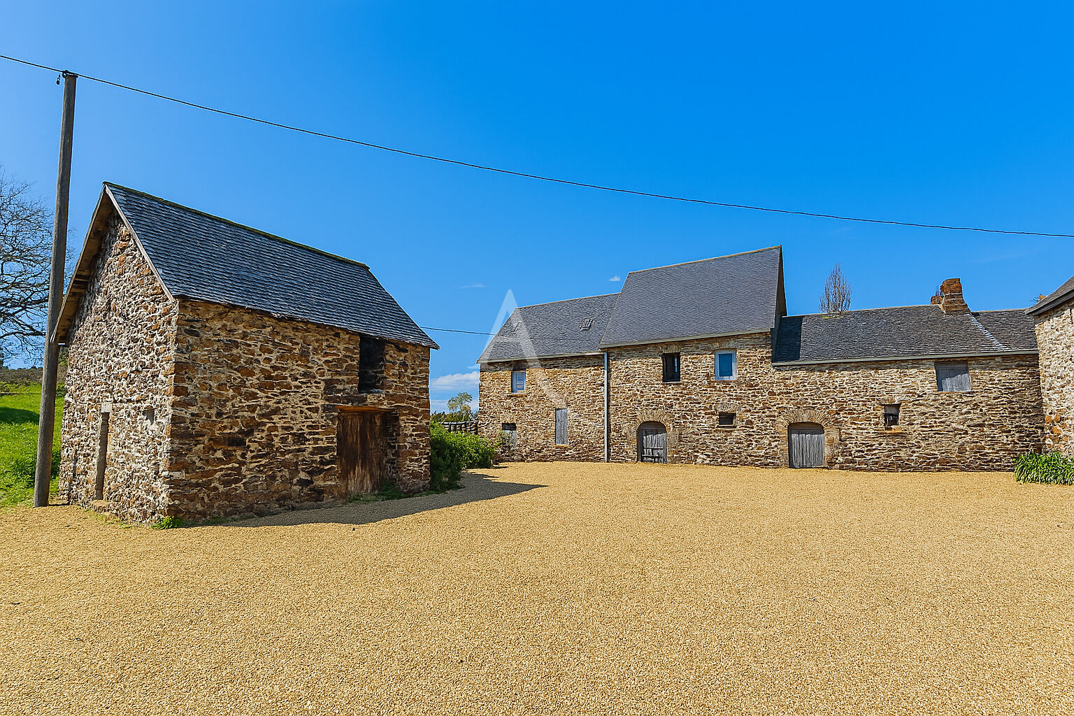 Photo Maison La Haie Traversaine 2 pièce(s) 99 m2 image 2/5