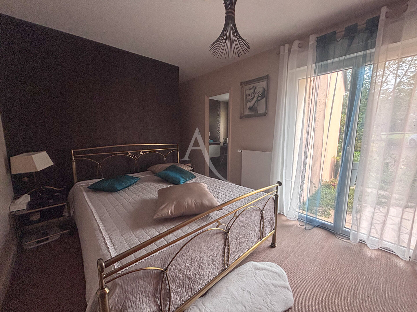 Photo Maison Le Buret 5 pièce(s) 165 m2 image 6/6