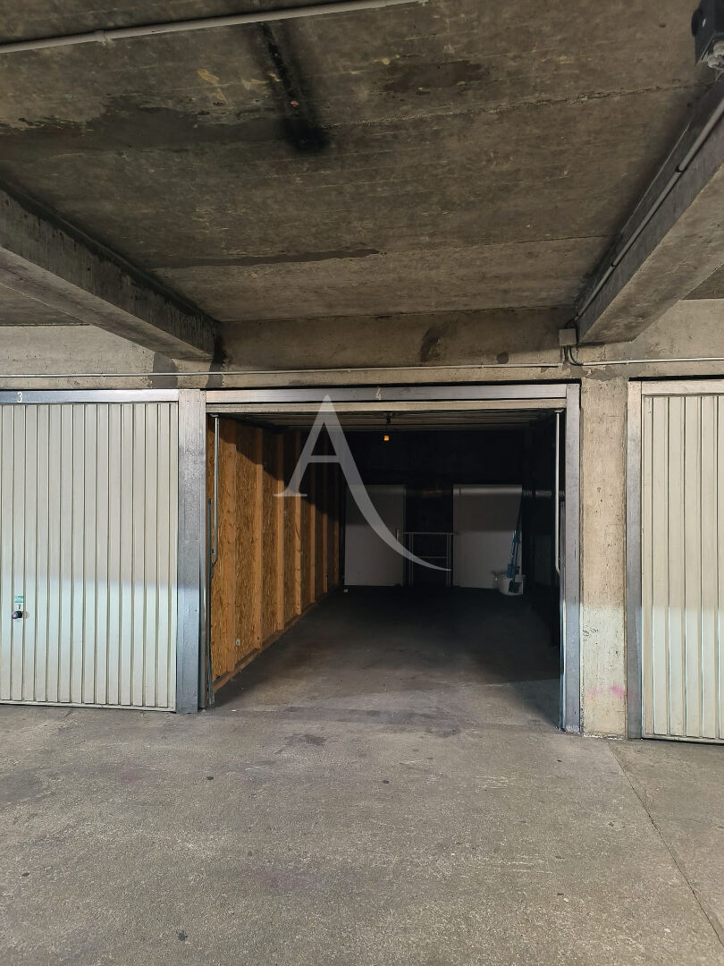 GARAGE CENTRE VILLE