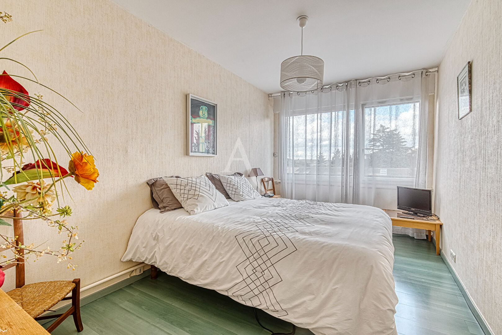 Photo Appartement T5 de 125m²  avec balcon, parking et cave image 3/6