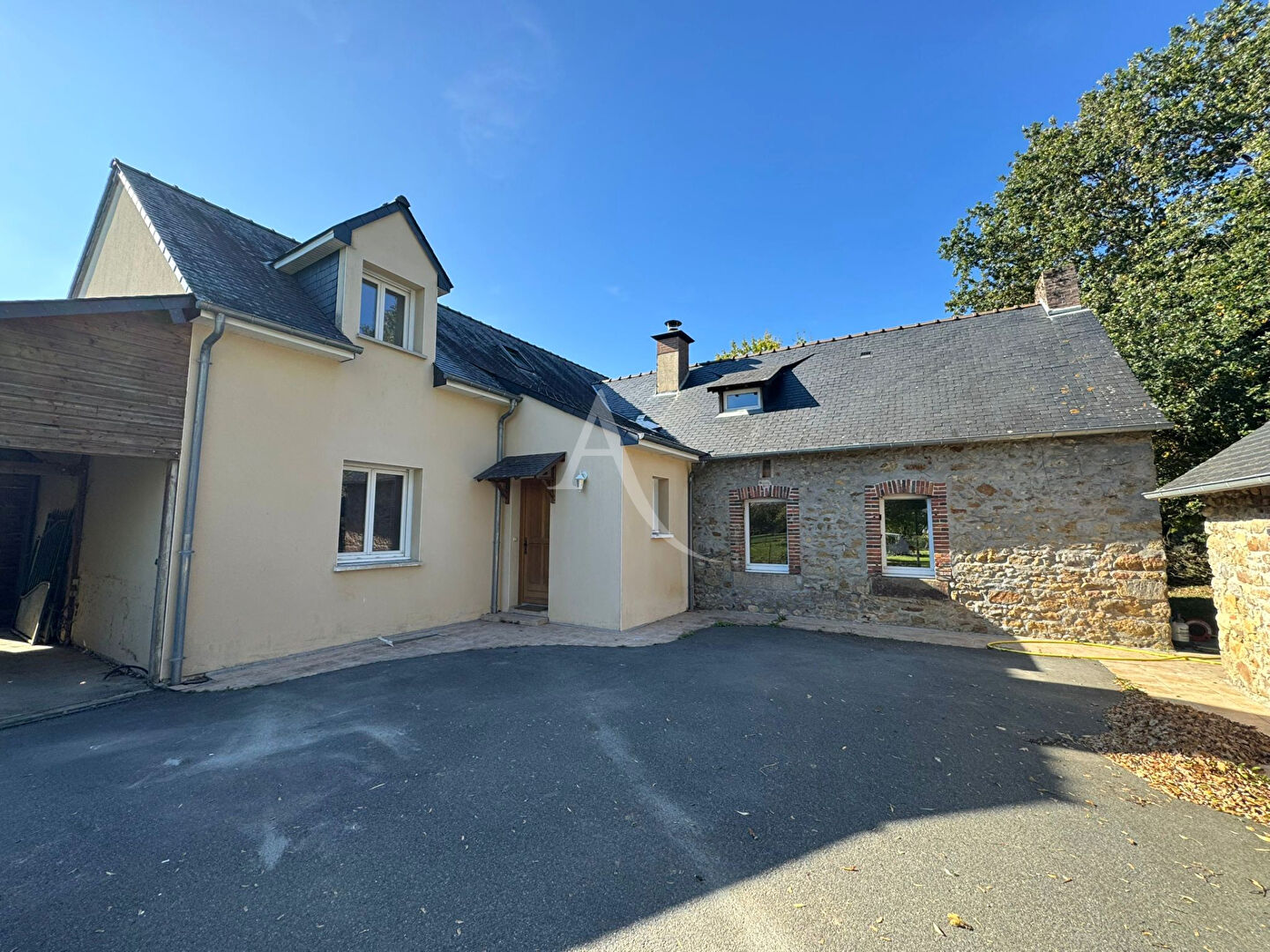 Maison Martigné Sur Mayenne 5 pièces 152.73 m2