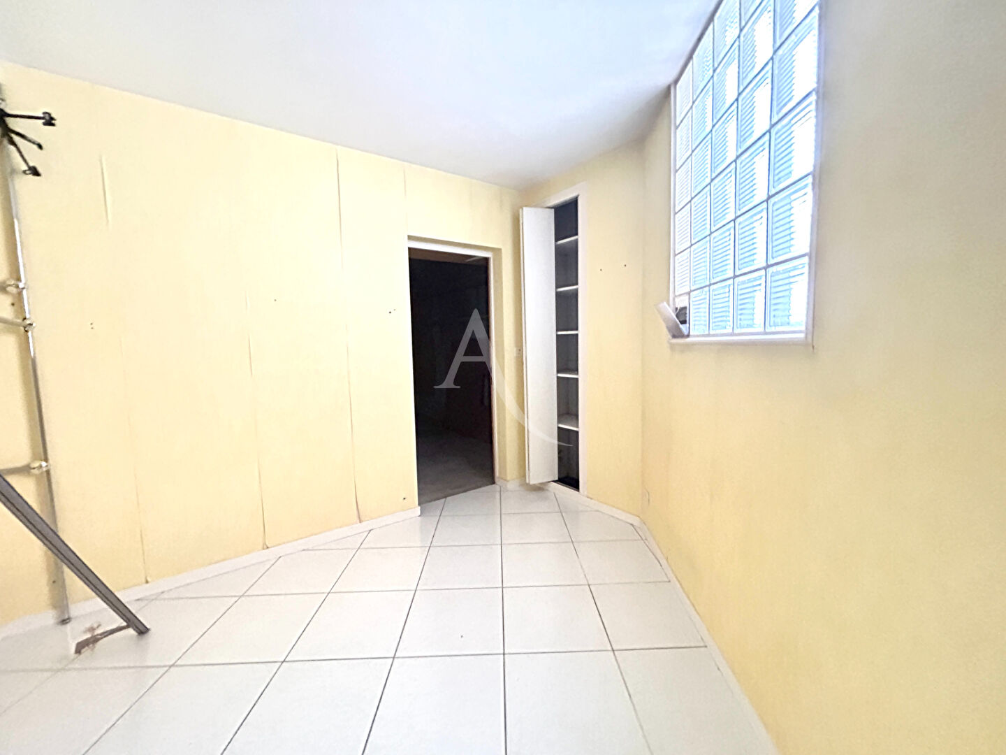 Photo LOCAL COMMERCIAL -  67 m2 -  CRAON image 3/5