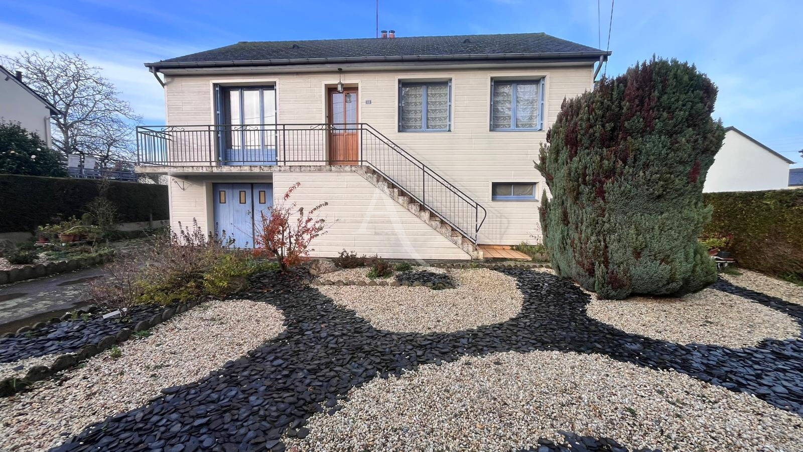 Photo Pouancé Pavillon 3 chambres image 1/6