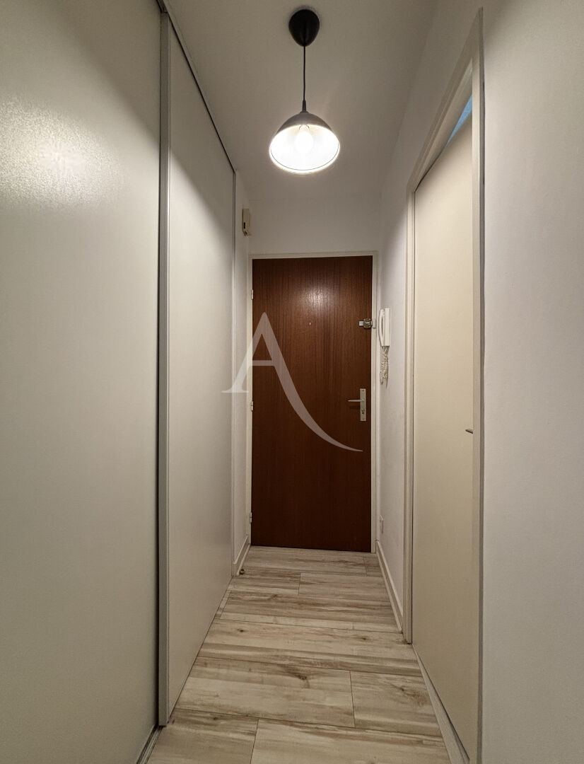 Photo A LOUER Angers studio meublé 19 m² image 4/5