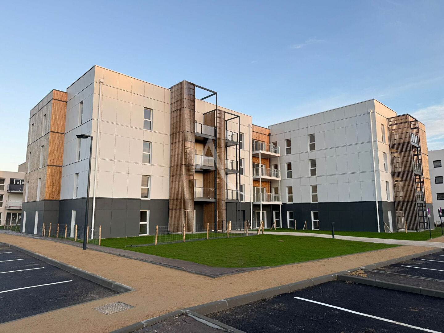 Photo Appartement Laval 2 pièce(s) 45.59 m2 image 1/1