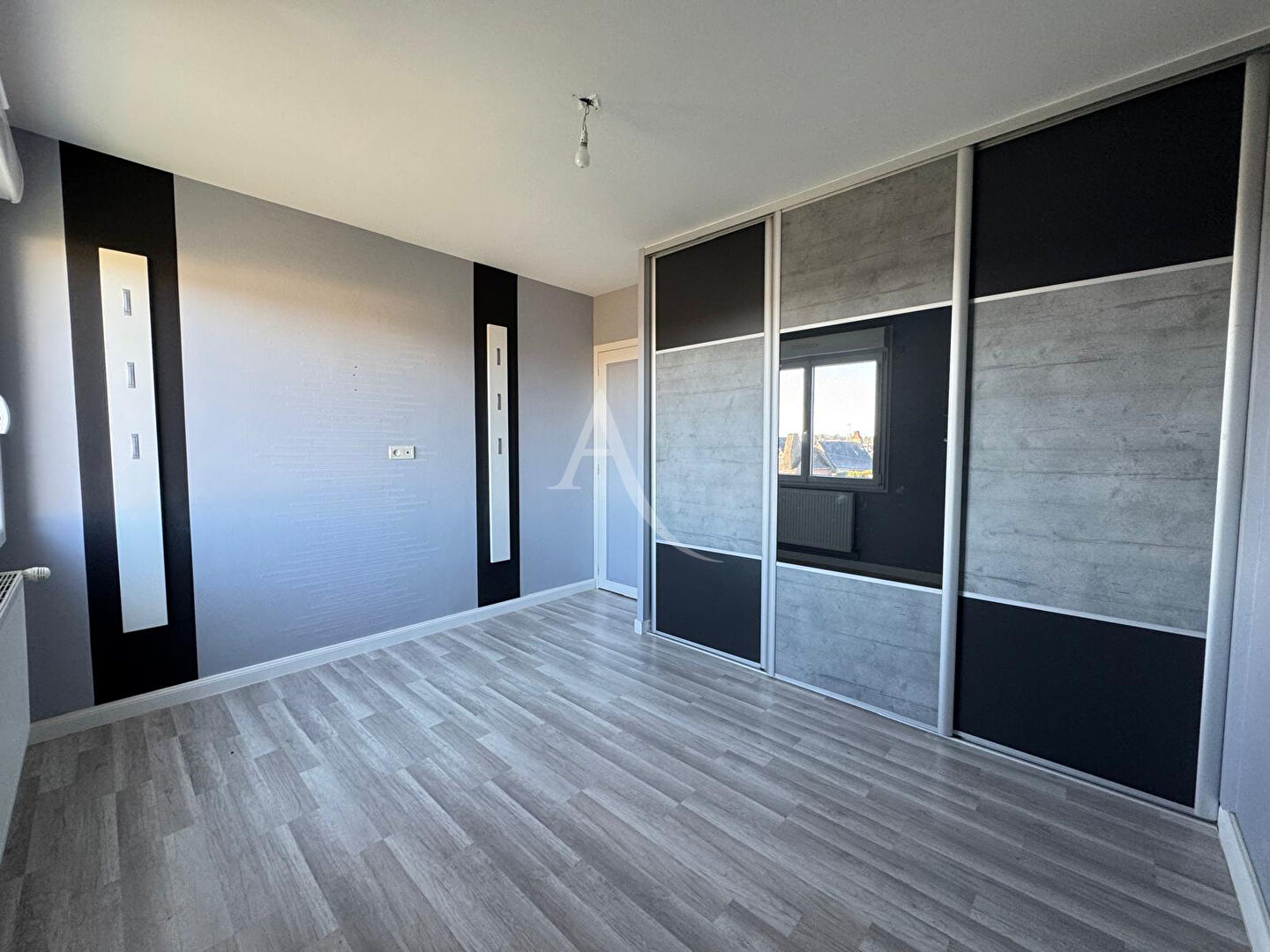 Photo Appartement Mayenne 4 pièce(s) 91 m2 image 6/6