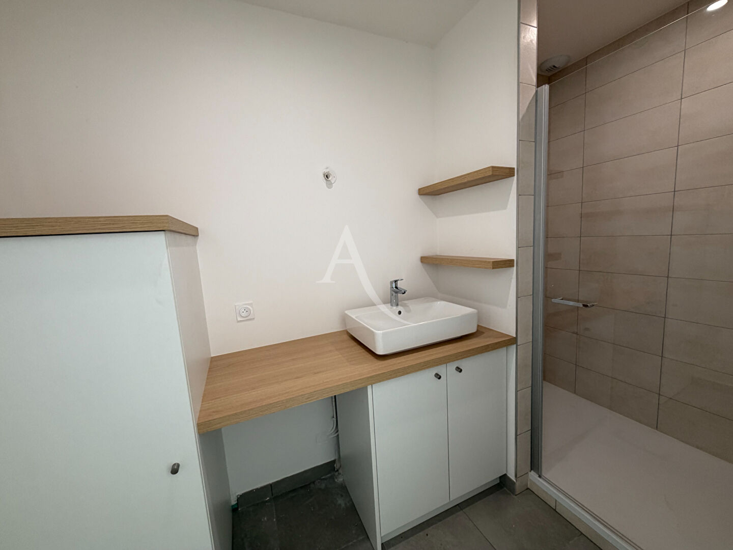 Photo Appartement  type 3 refait à neuf - Pellouailles les Vignes image 5/6