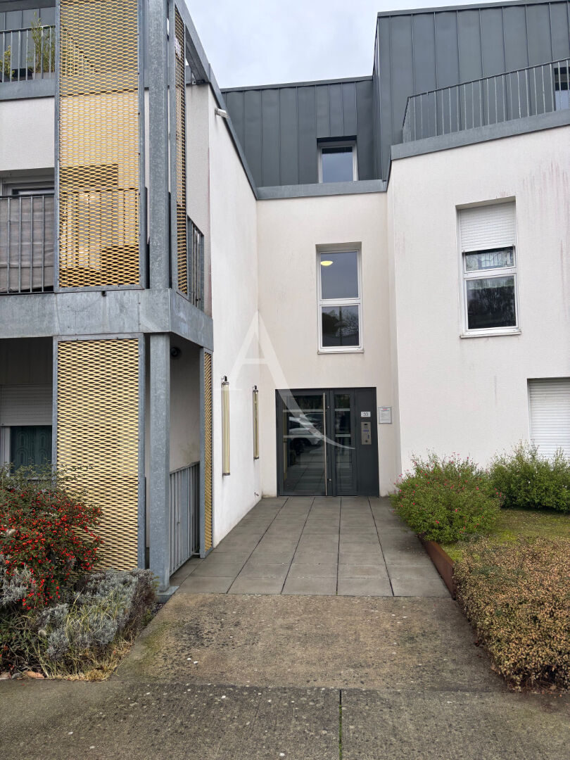 Photo Appartement Orvault 2 pièce(s) 43 m2 image 1/6