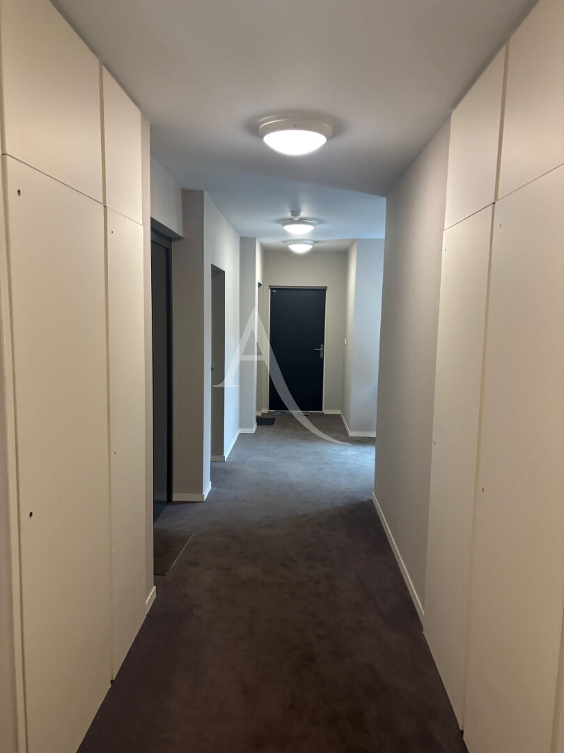 Photo Appartement Orvault 2 pièce(s) 43 m2 image 6/6