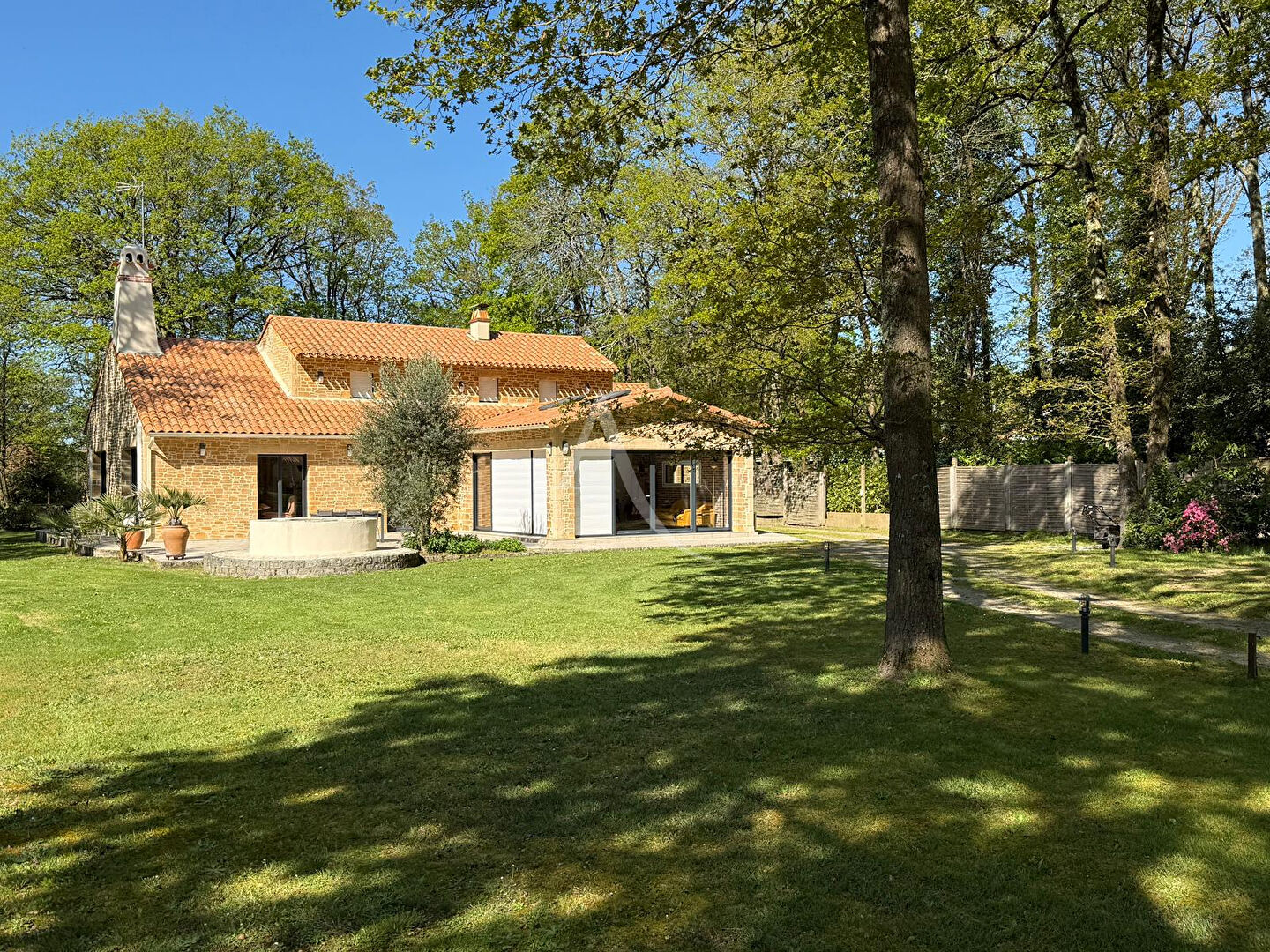 Agence immobilière de L'Adresse Carquefou