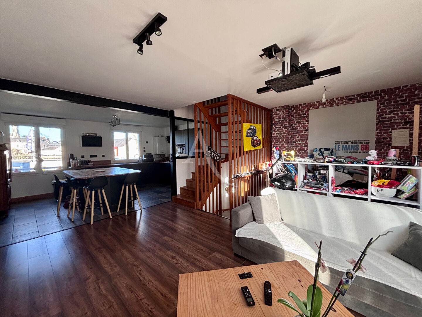 Agence immobilière de L'ADRESSE CHÂTEAU GONTIER