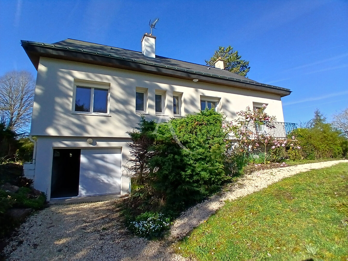 Agence immobilière de L'ADRESSE 49 - L'ADRESSE DE BRISSAC