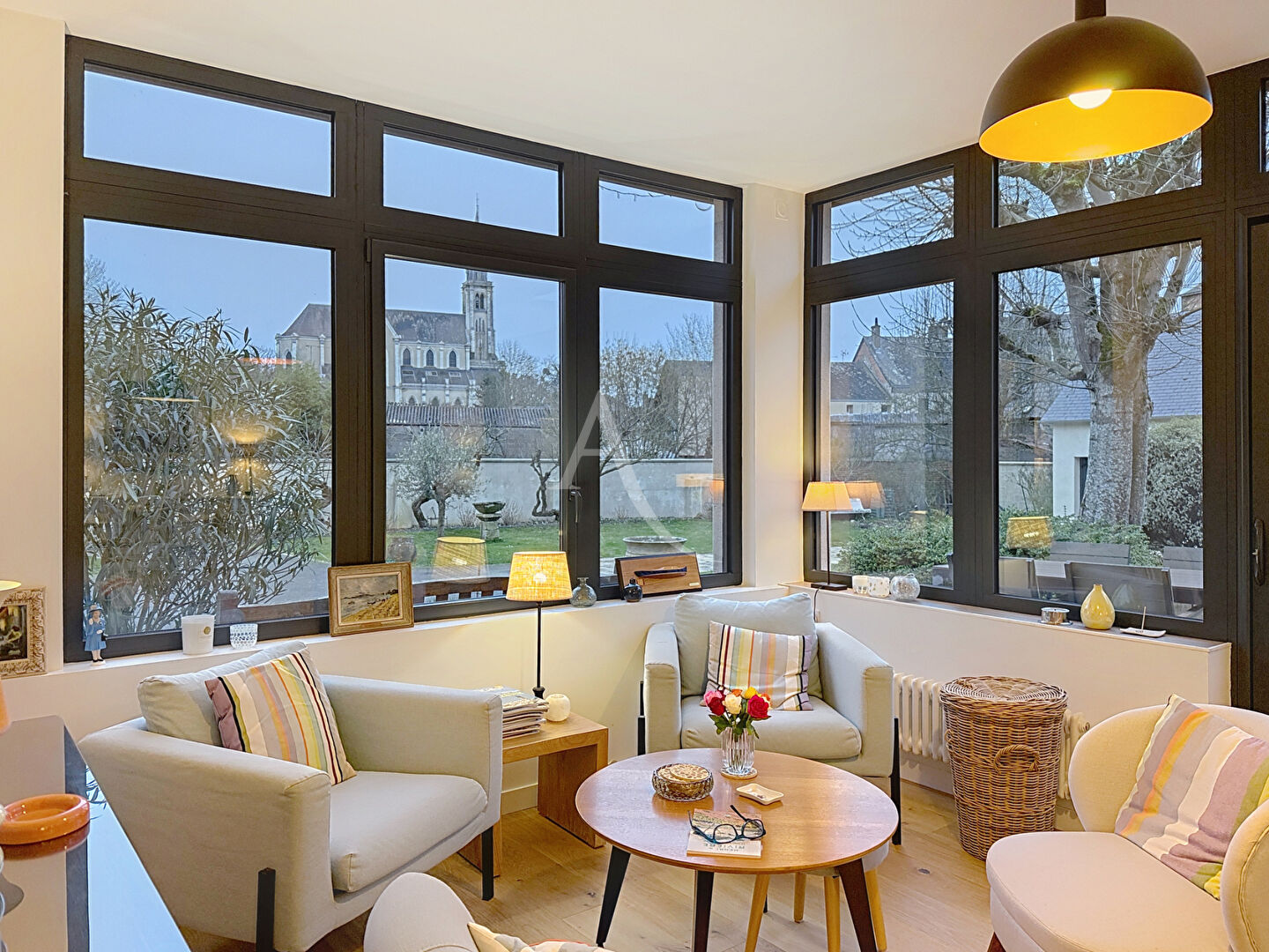 Agence immobilière de L'ADRESSE CHÂTEAU GONTIER