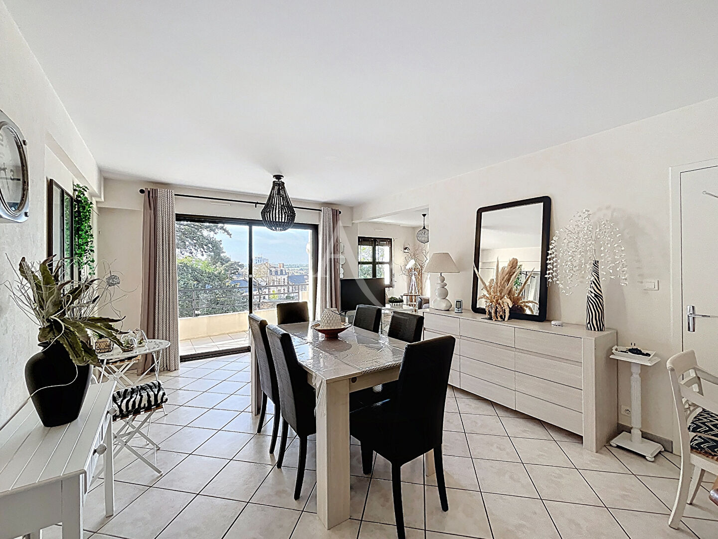 Agence immobilière de L'adresse Côté Cholet Immobilier - L'ADRESSE Cholet