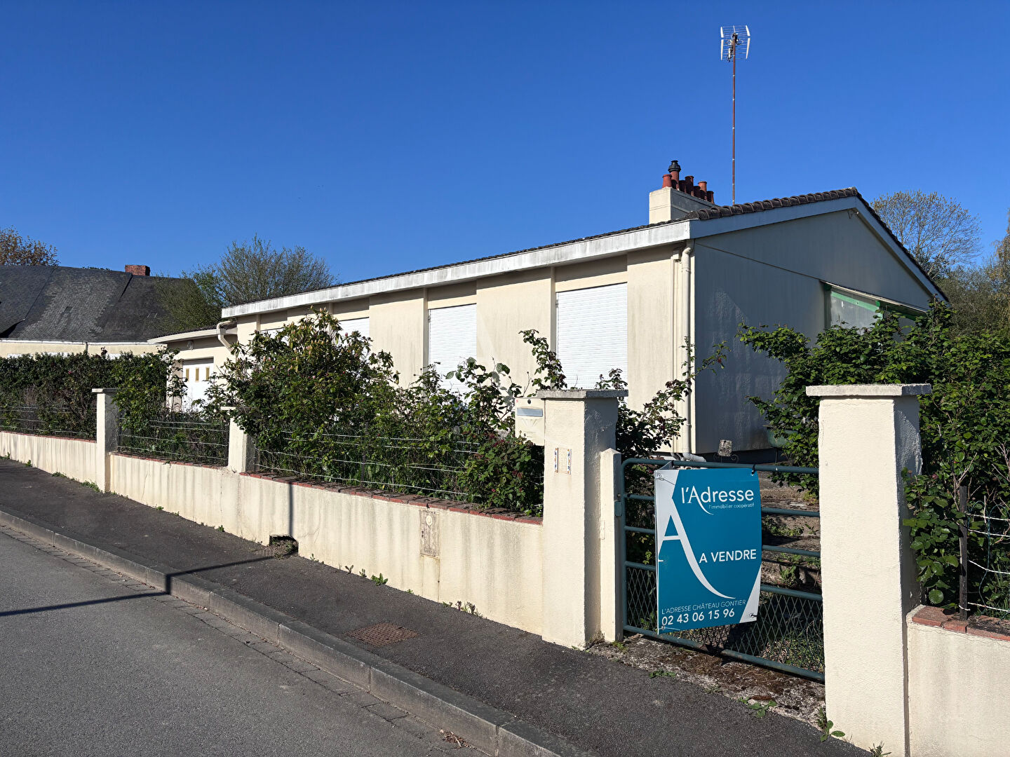 Agence immobilière de L'ADRESSE CHÂTEAU GONTIER