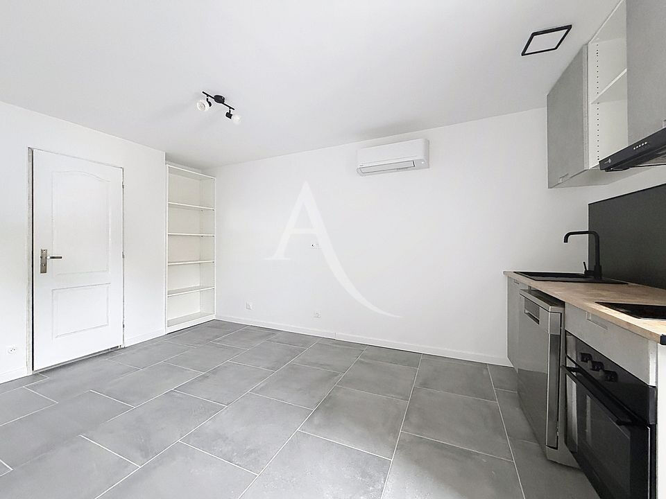 Agence immobilière de 
 L'ADRESSE 49 - L'ADRESSE CHALONNES SUR LOIRE 
