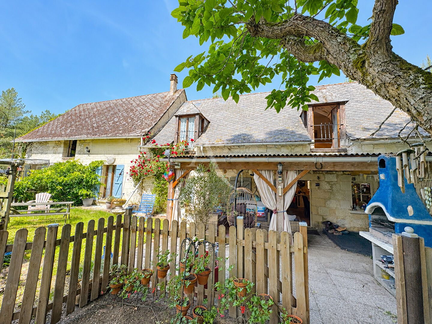 Agence immobilière de L'ADRESSE 49 - L'ADRESSE DE BEAUFORT EN VALLEE