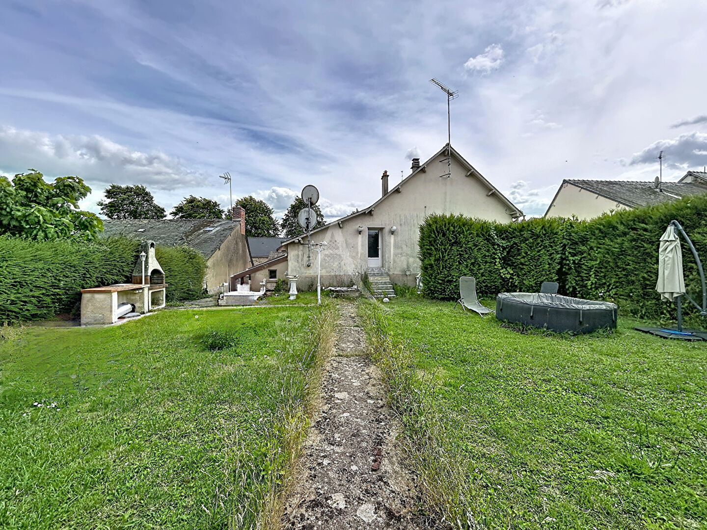 Agence immobilière de L'ADRESSE CHÂTEAU GONTIER