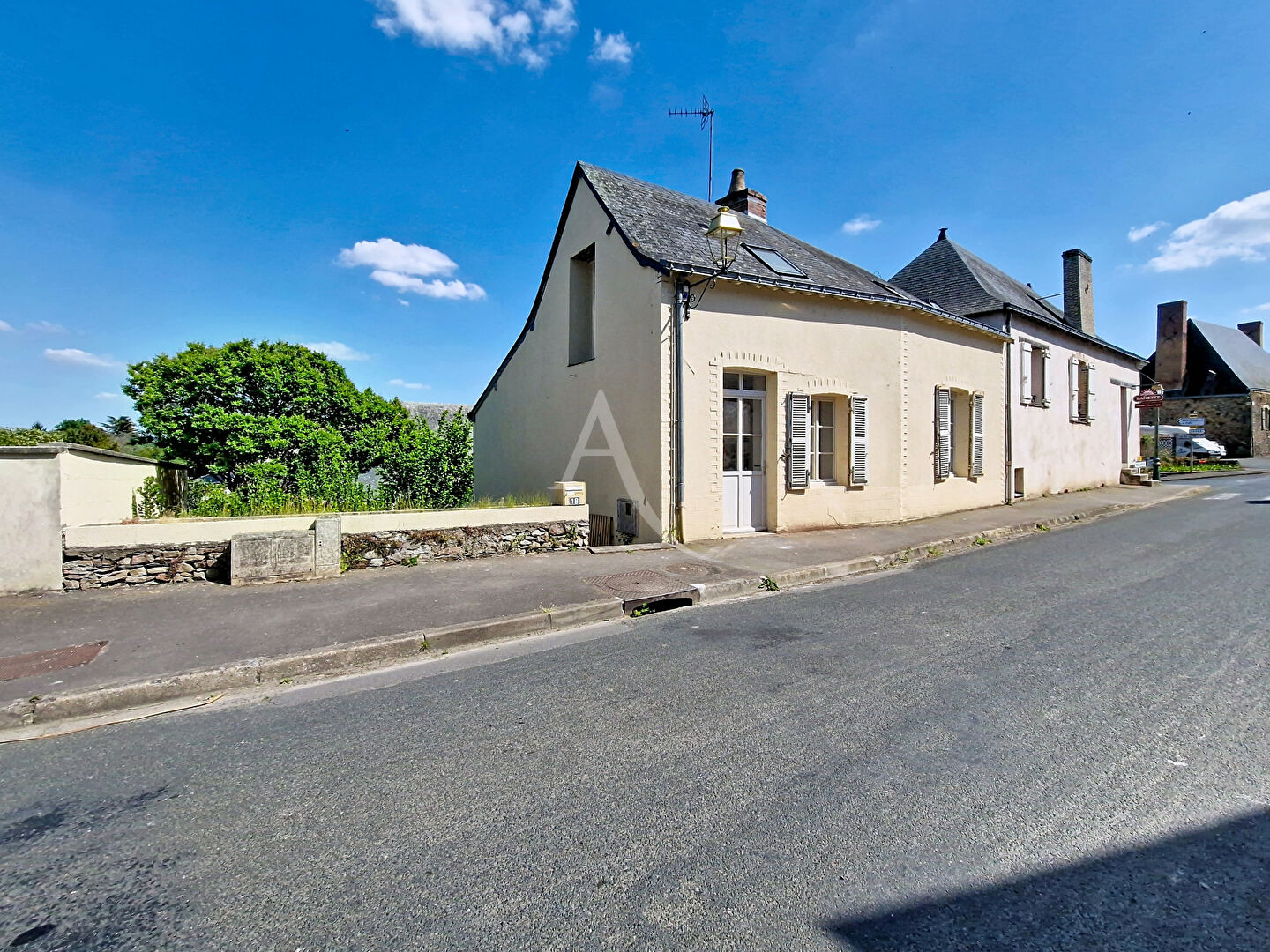Agence immobilière de L'ADRESSE 49 - L'ADRESSE DE SEGRE