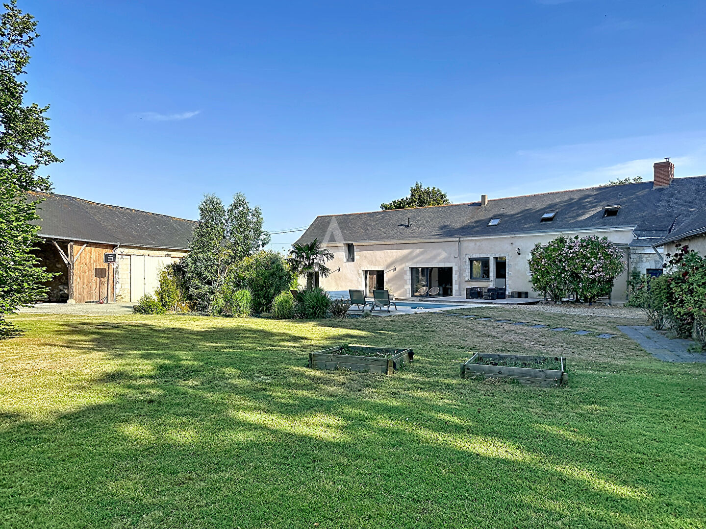 Agence immobilière de L'ADRESSE 49 - L'ADRESSE DE BEAUFORT EN VALLEE