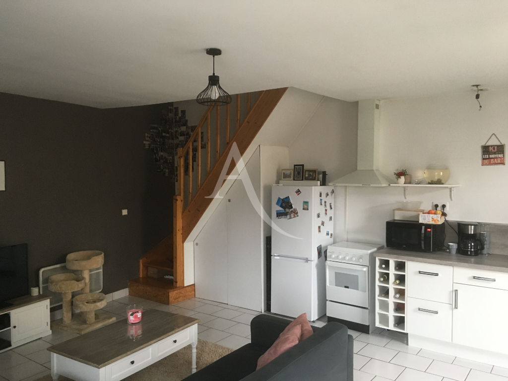 Photo A LOUER LE LION D'ANGERS Bel Appt T2 de 54 m2 avec cour image 5/6