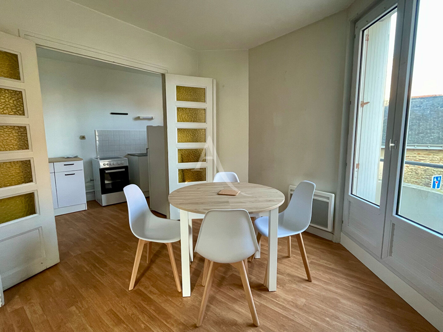 Photo RUE LIONNAISE - T3 MEUBLE - DISPONIBLE LE 03/11 image 3/6