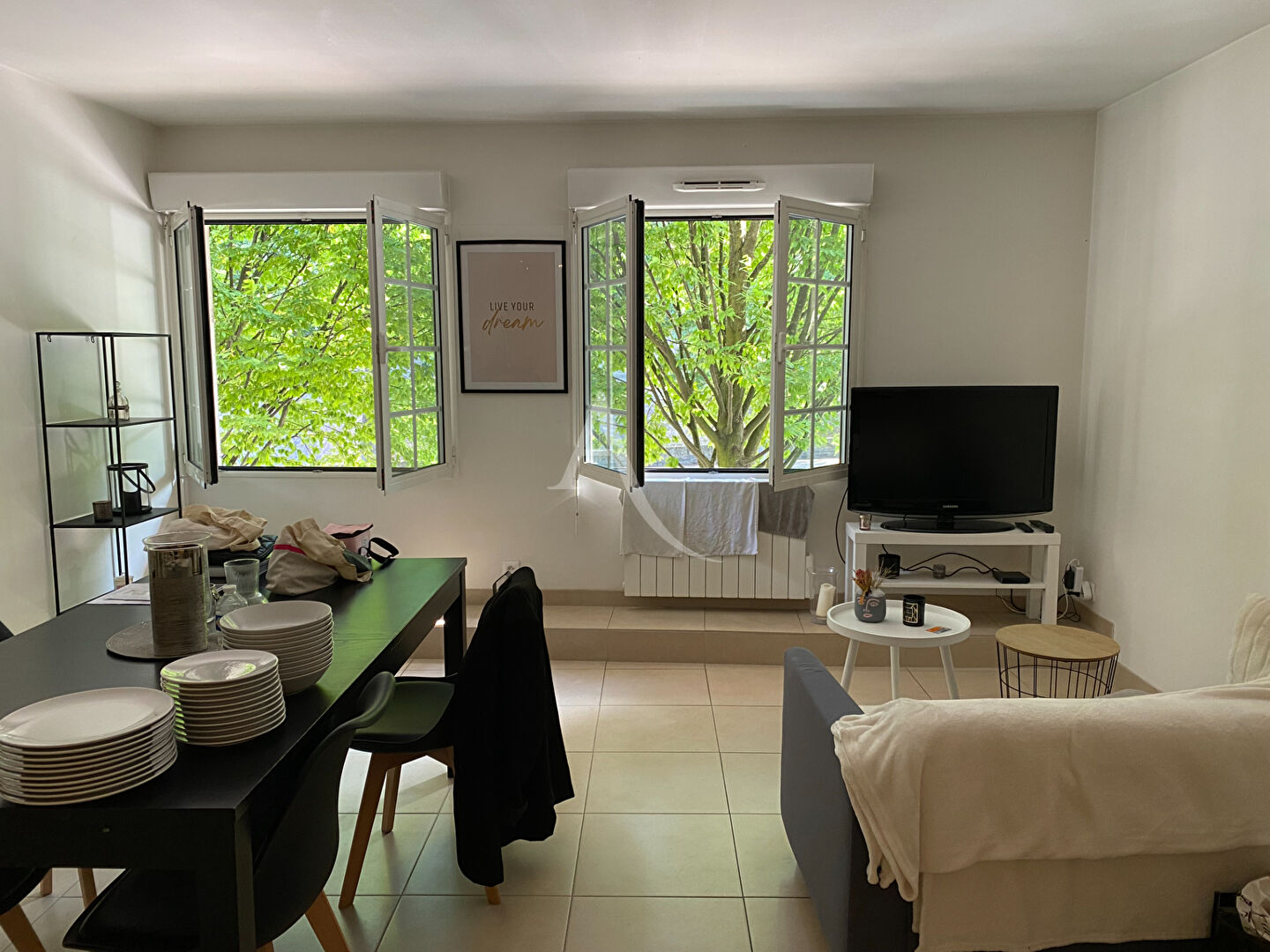 Location: Appartement Angers 2 pièces 60 m² (avec parking)