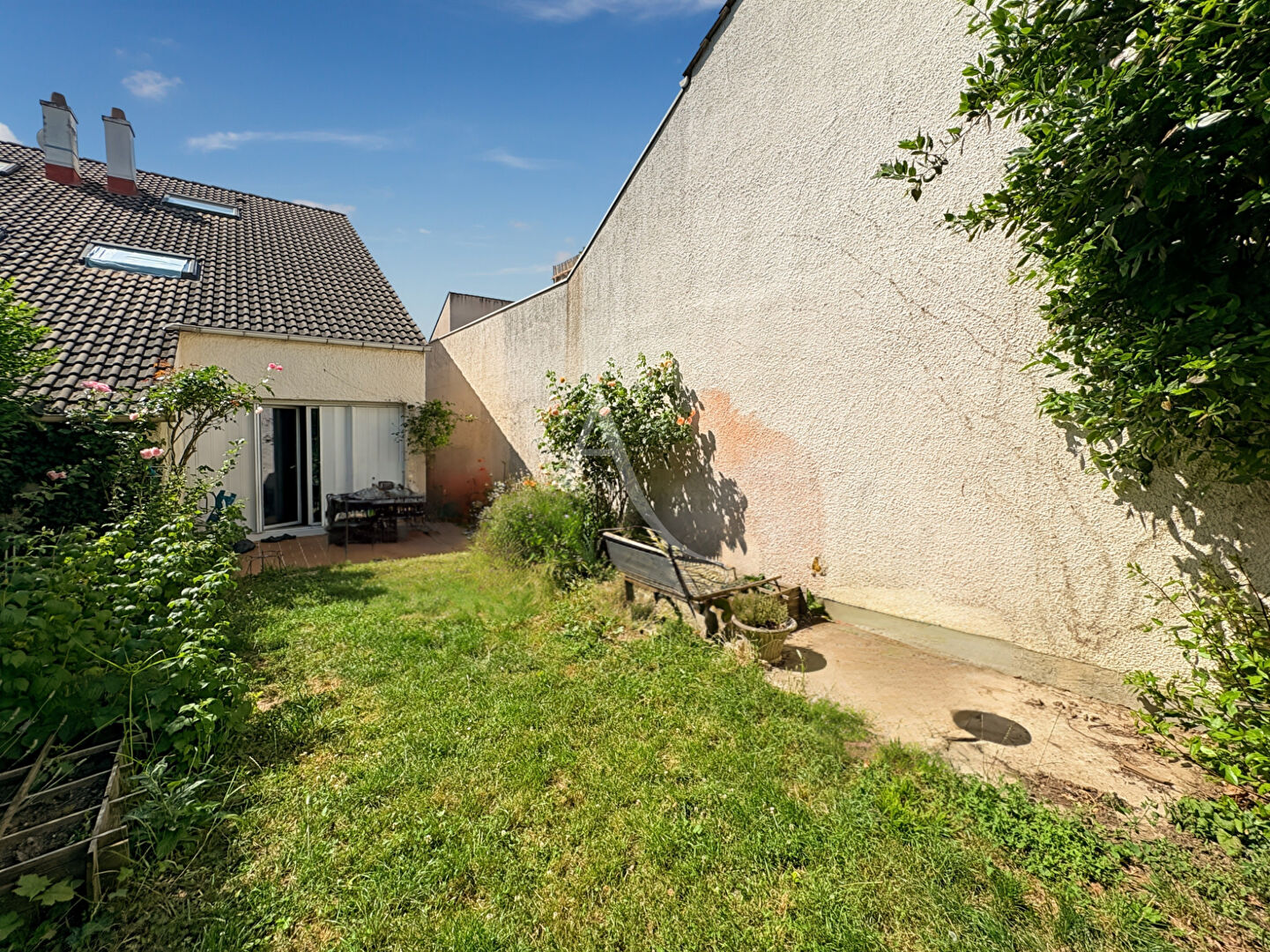Agence immobilière de L'Adresse BOILLET IMMOBILIER - L'ADRESSE BOILLET- MGI-JOUY LE MOUTIER