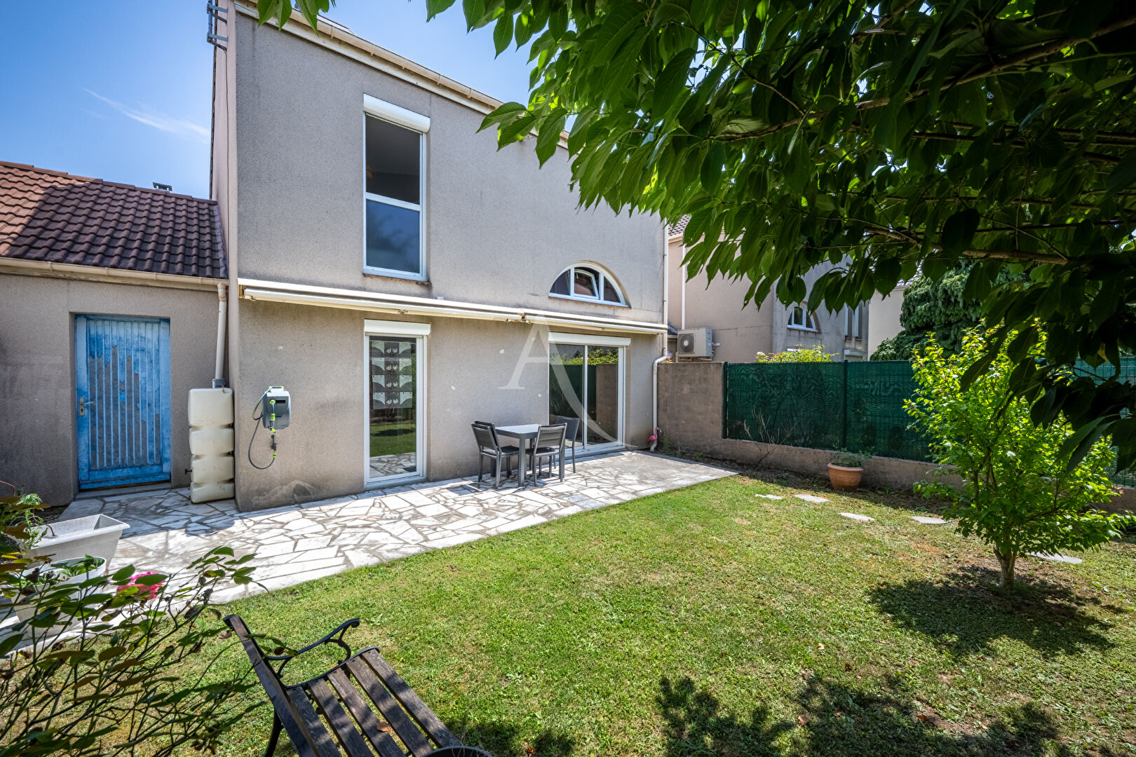 Agence immobilière de L'Adresse BOILLET IMMOBILIER - L'ADRESSE BOILLET- MGI-JOUY LE MOUTIER