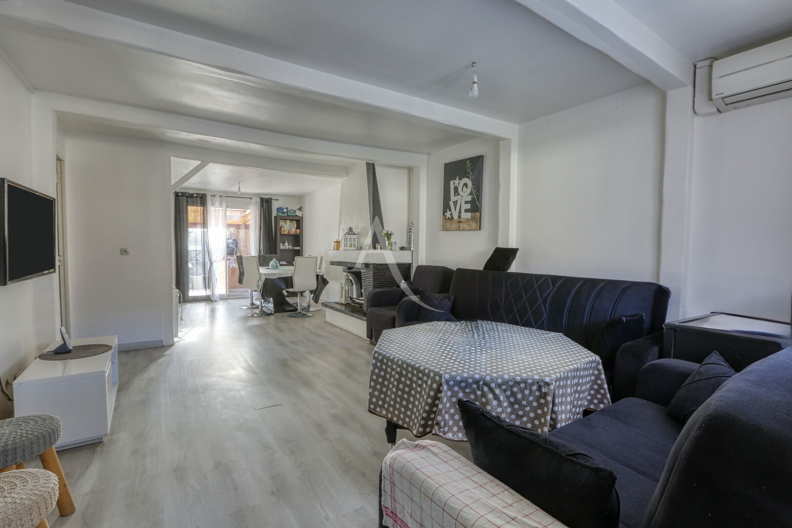 Photo Maison Les Mureaux 6 pièce(s) 129 m² 4 chambres image 2/6