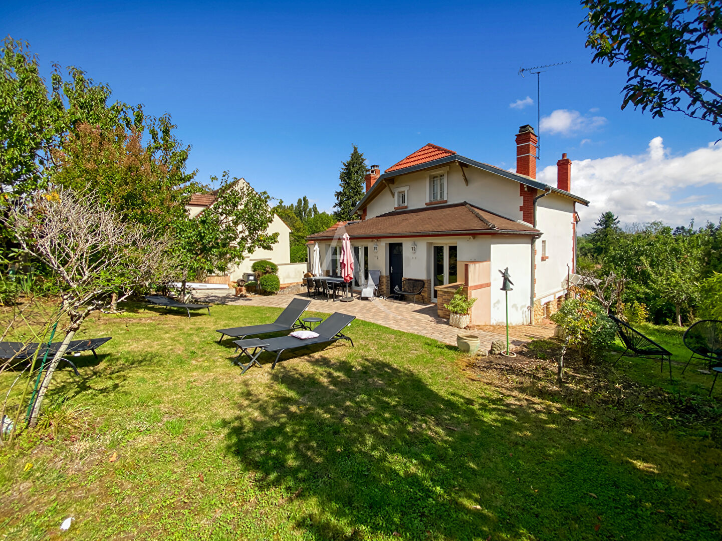 Agence immobilière de L'ADRESSE  2B IMMOBILIER VAUREAL