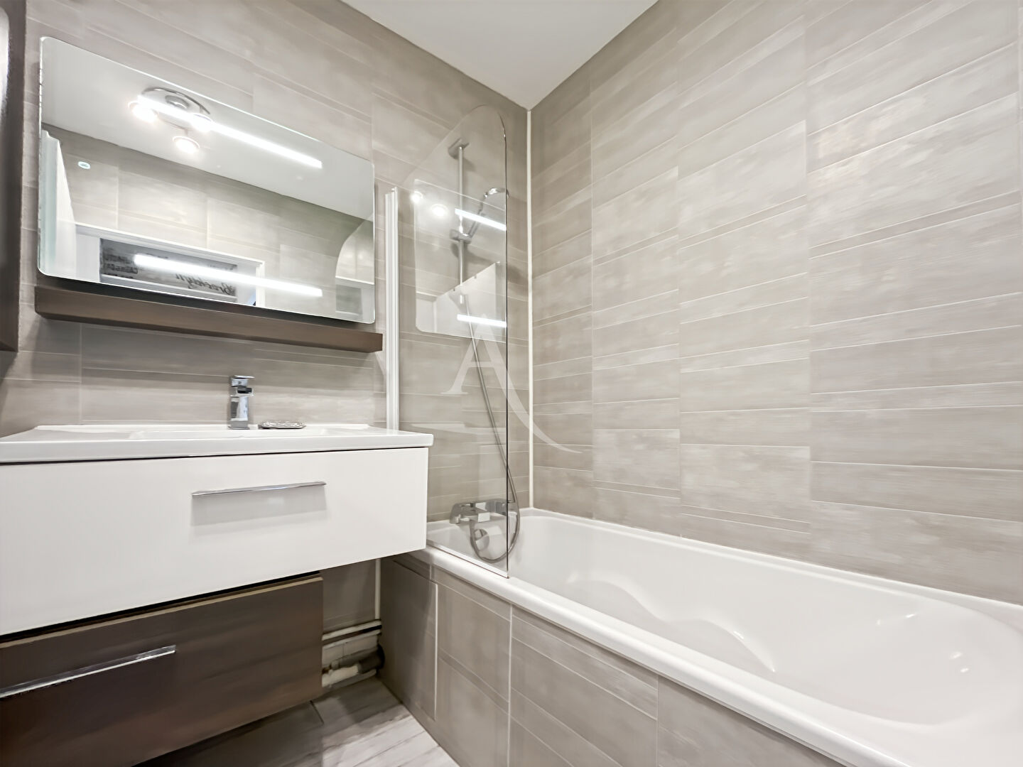 Photo Appartement  2 pièce(s) 47 m2 image 6/6