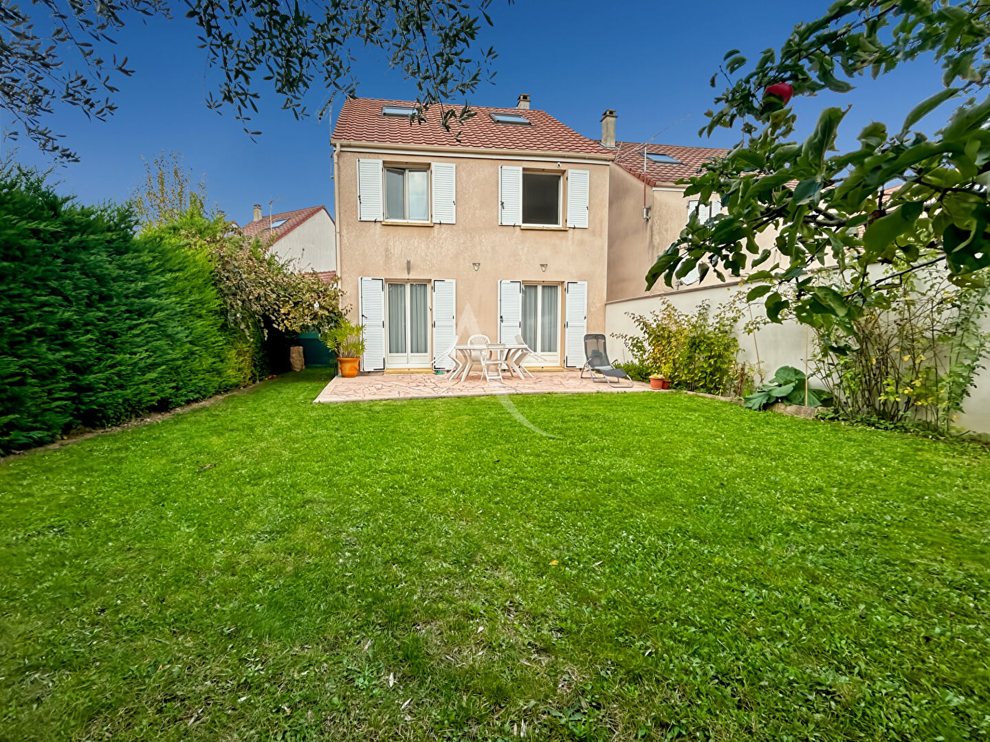 Photo Maison individuelle à VAUREAL 5 chambres - 130m² image 1/5