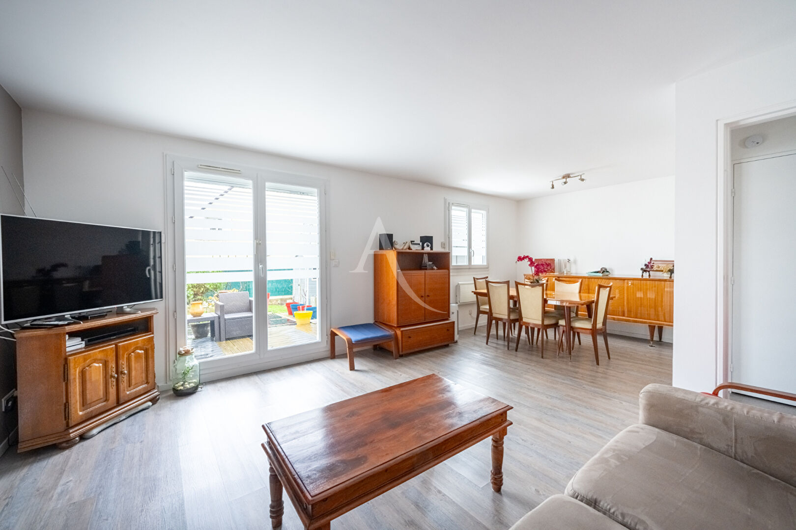 Agence immobilière de L'ADRESSE  2B IMMOBILIER VAUREAL