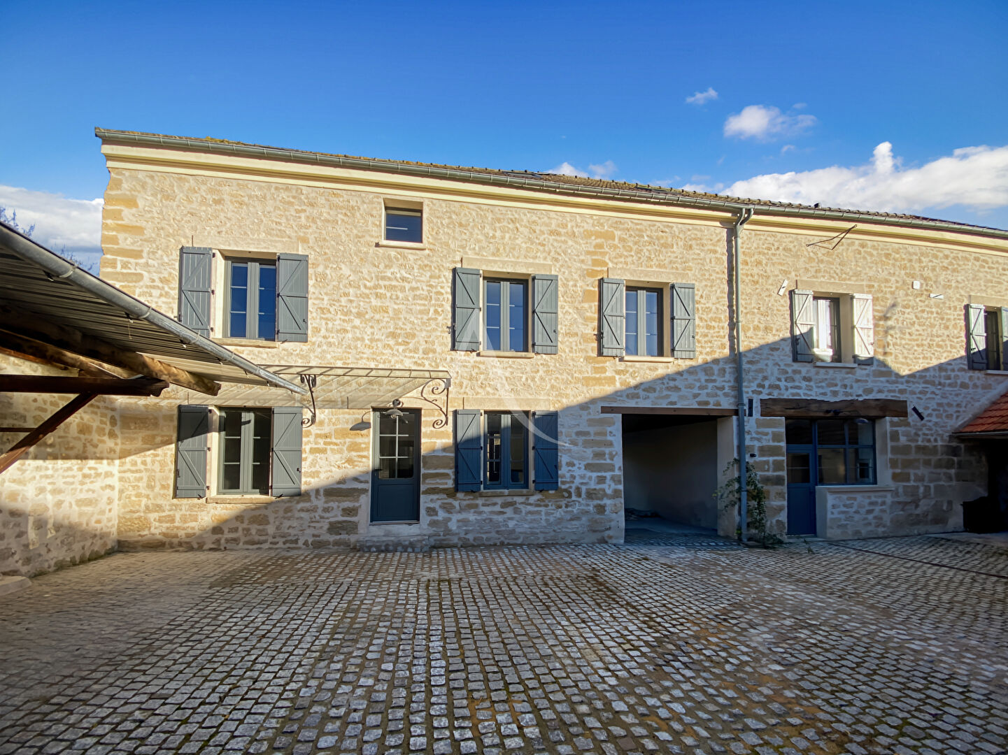 Agence immobilière de L'ADRESSE  2B IMMOBILIER VAUREAL
