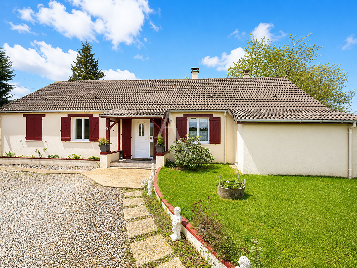 Agence immobilière de 
 L'Adresse BOILLET IMMOBILIER - L'ADRESSE GOURNAY EN BRAY 
