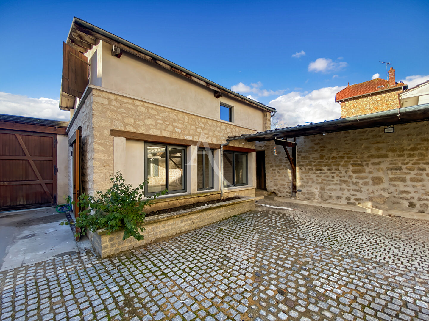Agence immobilière de L'ADRESSE  2B IMMOBILIER VAUREAL