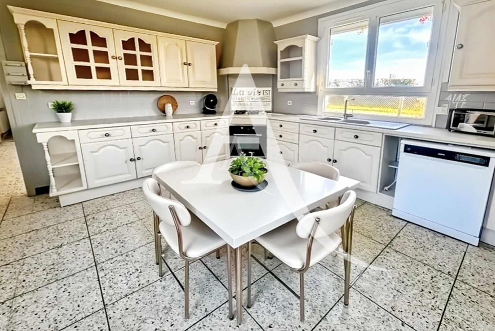 Agence immobilière de 
 L'Adresse BOILLET IMMOBILIER - L'ADRESSE GOURNAY EN BRAY 
