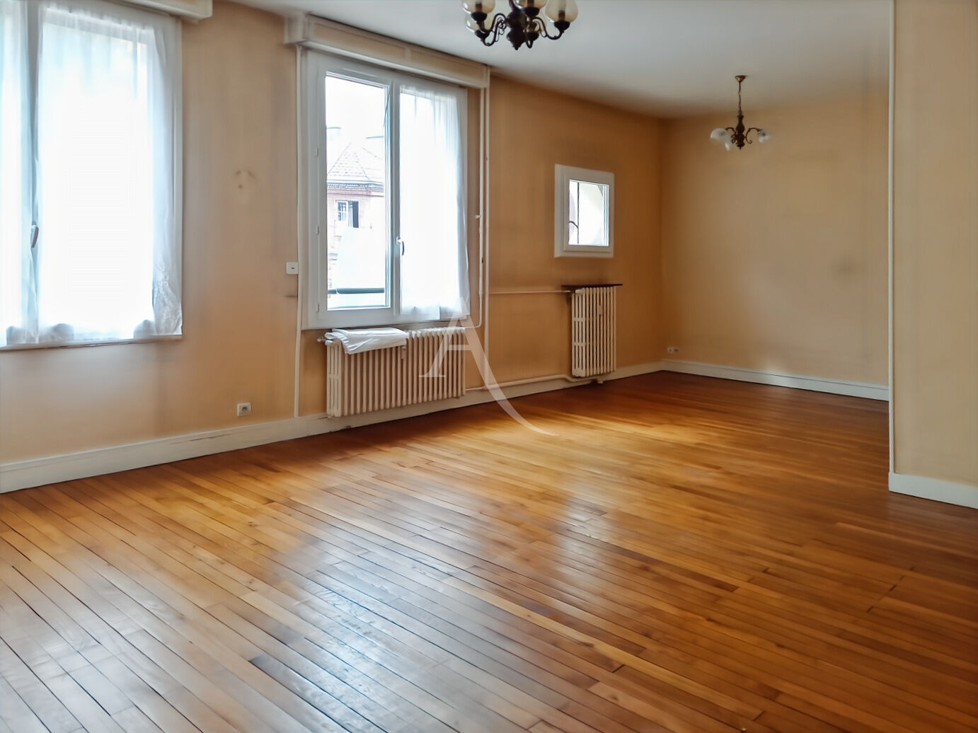 Agence immobilière de 
 L'Adresse BOILLET IMMOBILIER - L'ADRESSE - BDS TRANSACTIONS - ROUEN 
