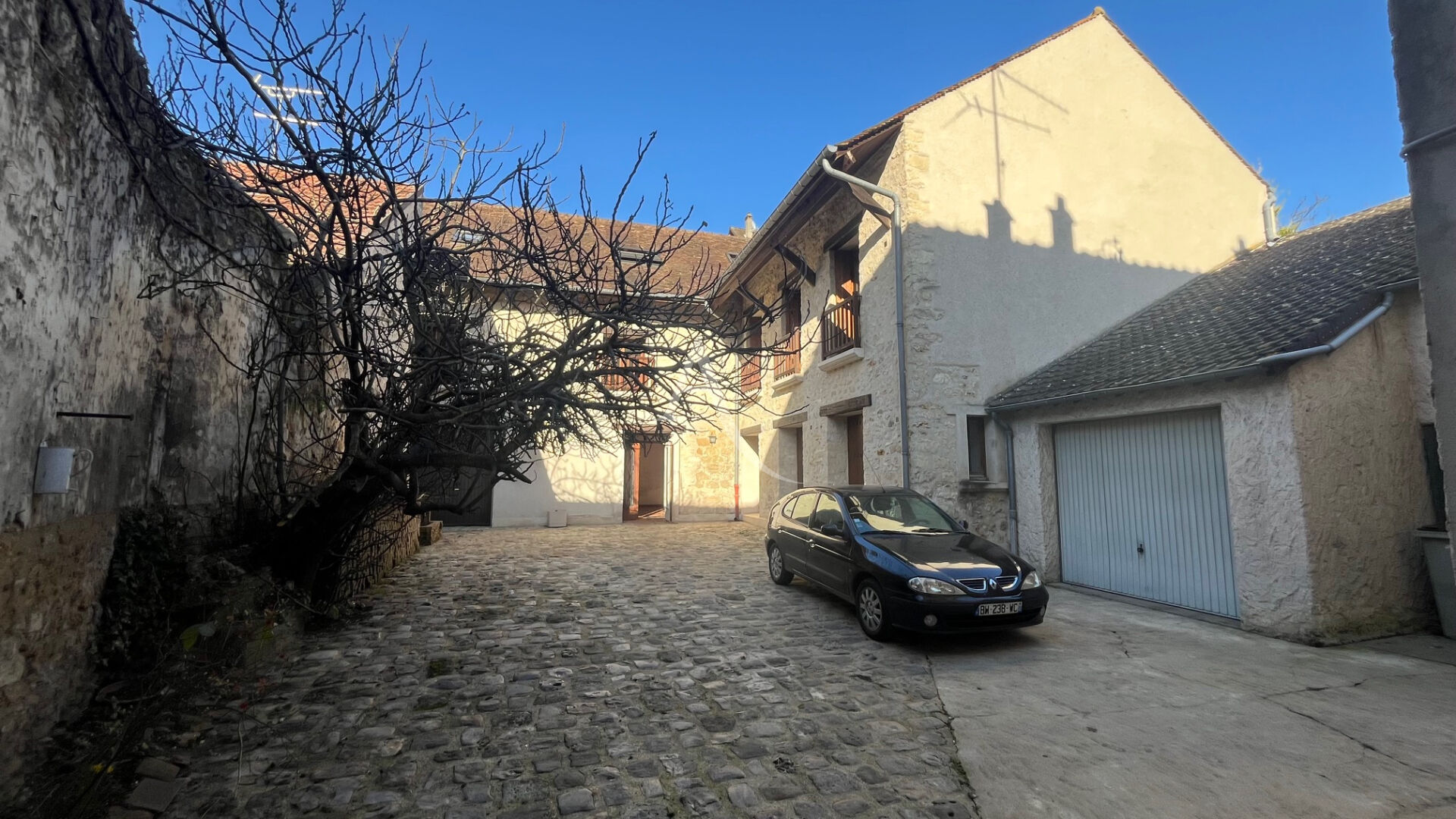 Immeuble Vaux Sur Seine 275 m²