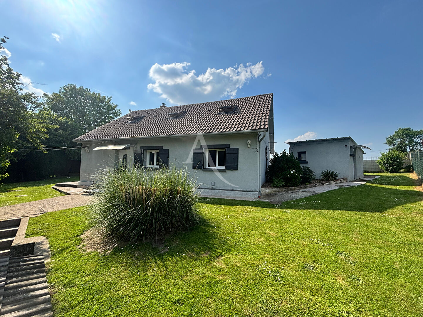 Agence immobilière de 
 L'Adresse BOILLET IMMOBILIER - L'ADRESSE GOURNAY EN BRAY 
