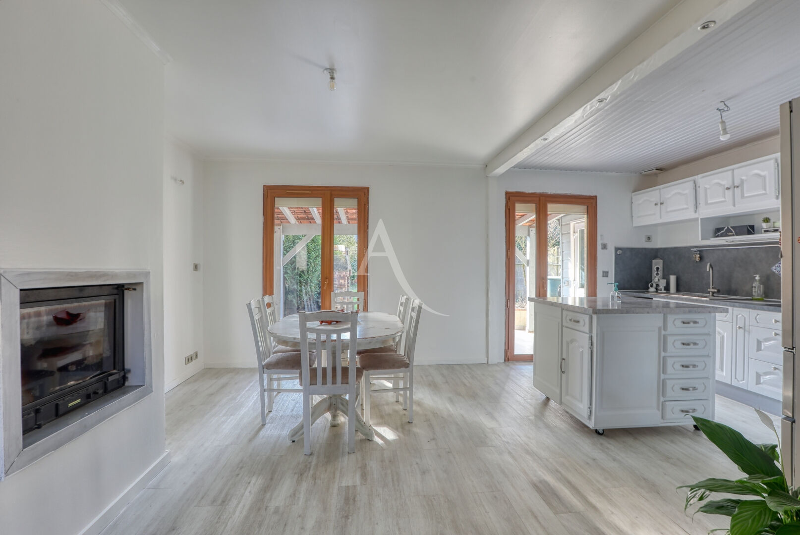 Agence immobilière de 
 L'Adresse BOILLET IMMOBILIER - L'ADRESSE BOILLET Meulan 
