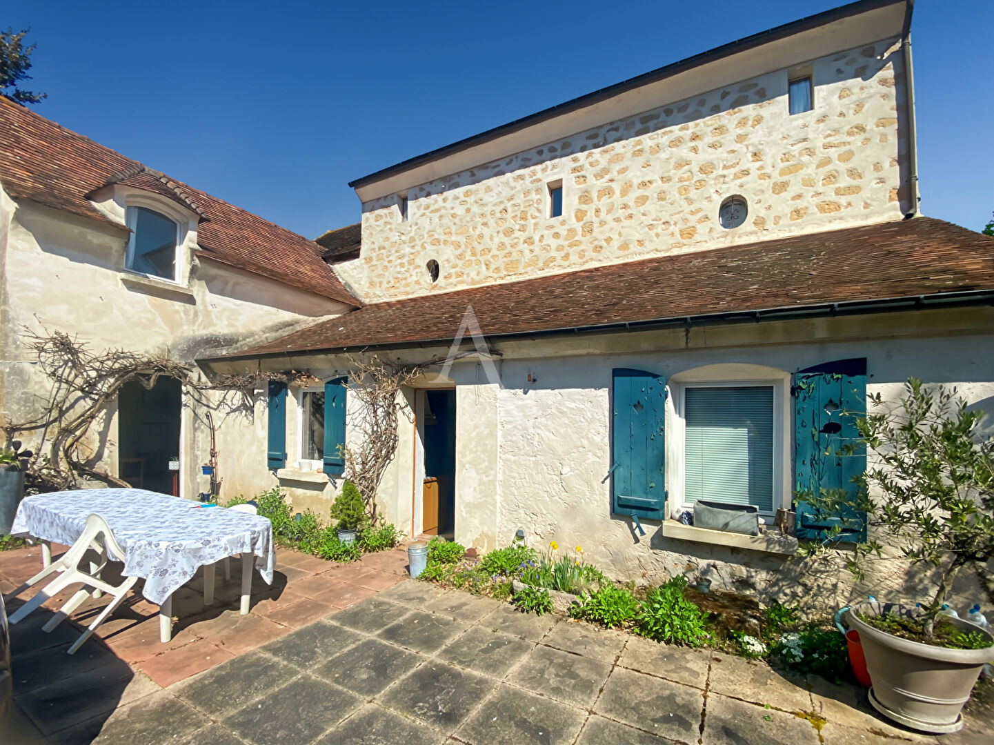Agence immobilière de L'ADRESSE  2B IMMOBILIER VAUREAL