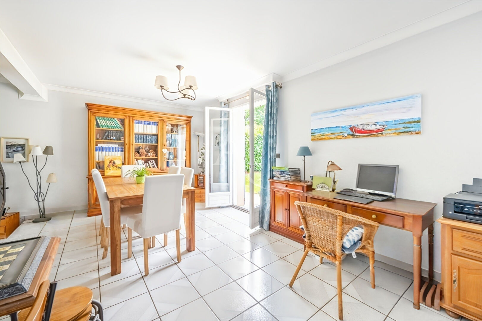 Photo Belle Maison familiale (5 chambres) à vendre dans un quartier prisé de Vauréal ! image 3/6