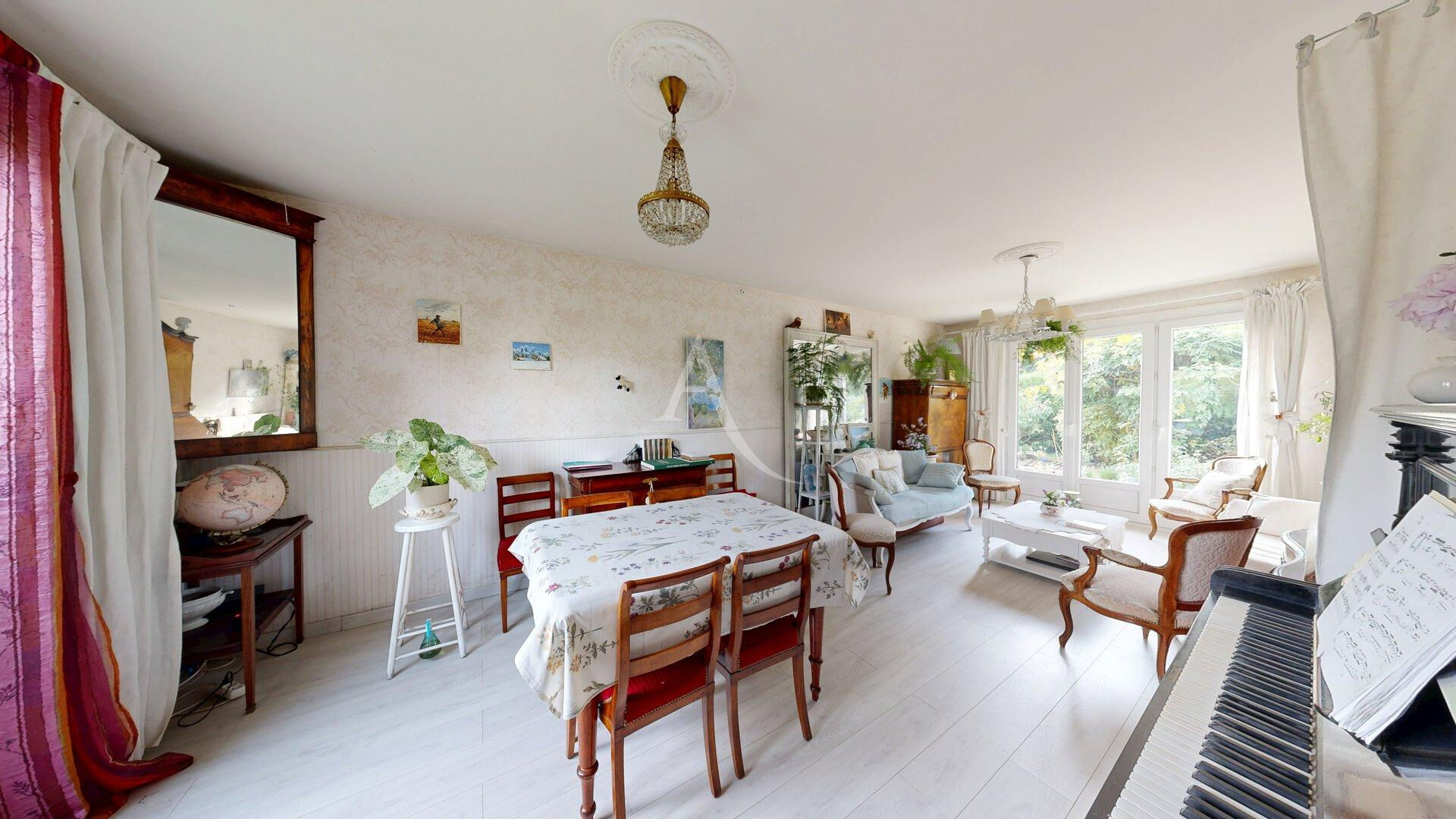 Photo Maison Meulan En Yvelines 104 m², 4 chambres. image 2/6