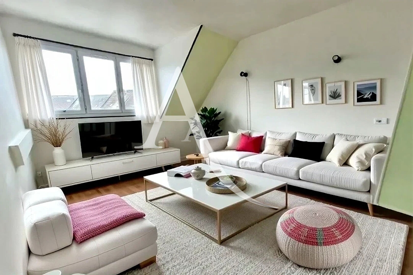 Agence immobilière de 
 L'Adresse BOILLET IMMOBILIER - L'ADRESSE GOURNAY EN BRAY 
